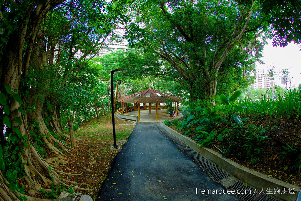 中和員山公園